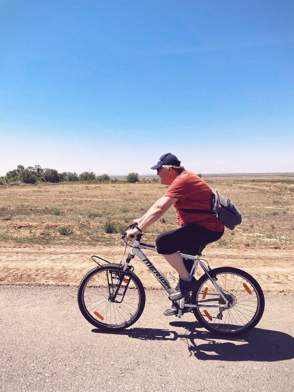 Велотурист - Андрей Хлопонин Велотурист - Андрей Хлопонин