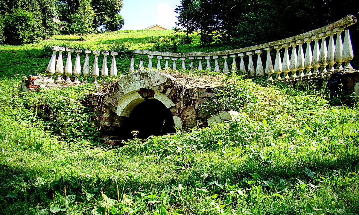 Старый грот,,, - Анатолий Колосов