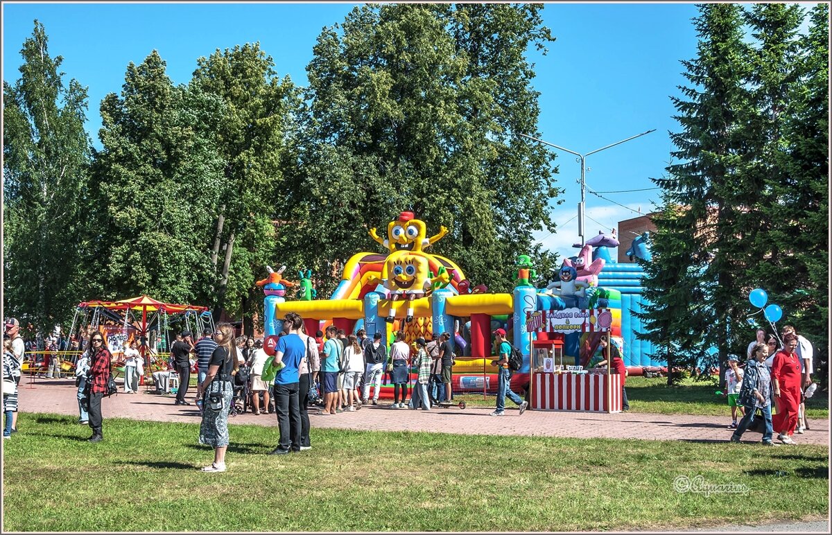 День города... - Aquarius - Сергей