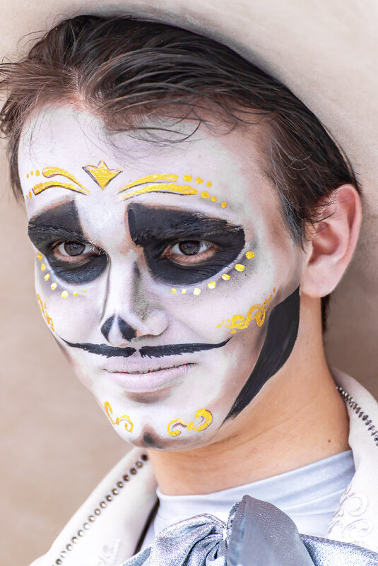 Маска - Александр 