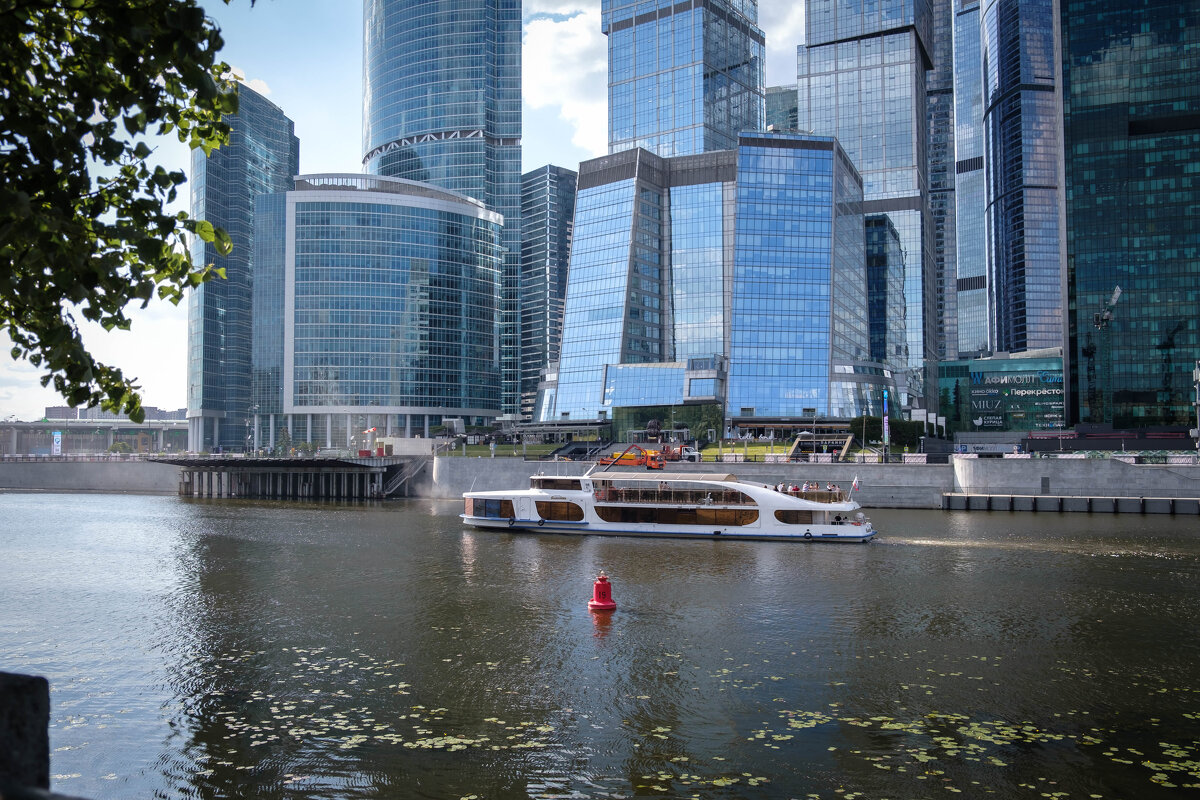 ***** - Олег Дорошенко