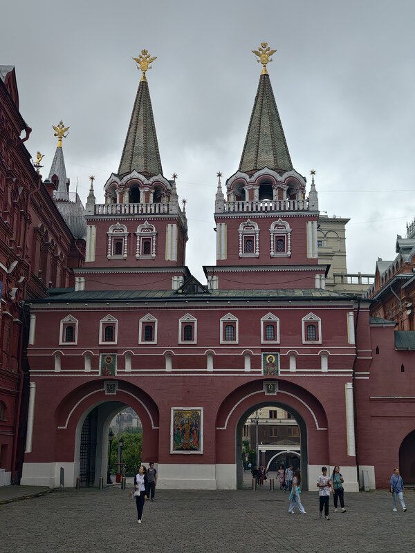 Москва - <<< Наташа >>>