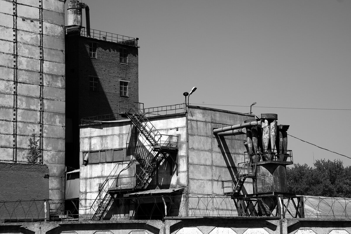 Тени урбана - M Marikfoto