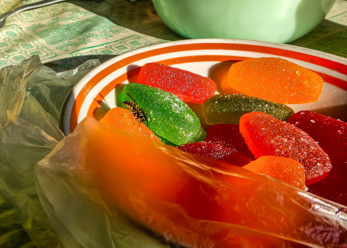 Ну кто не убрал со стола мармелад? - Игорь Викторов