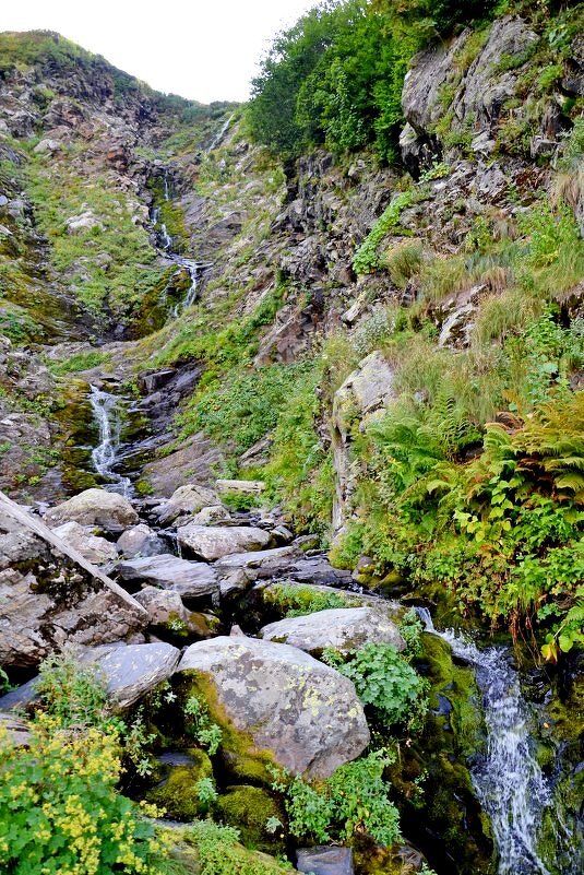 ВОДОПАДЫ. - Виктор Осипчук ВОДОПАДЫ. - Виктор Осипчук