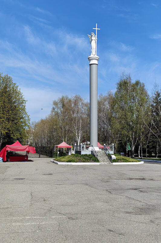 В парке санатория Виктория - Gen В парке санатория Виктория - Gen