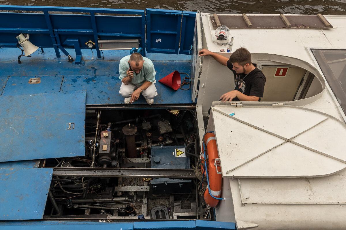 Звонок в техподдержку. - Игорь Викторов