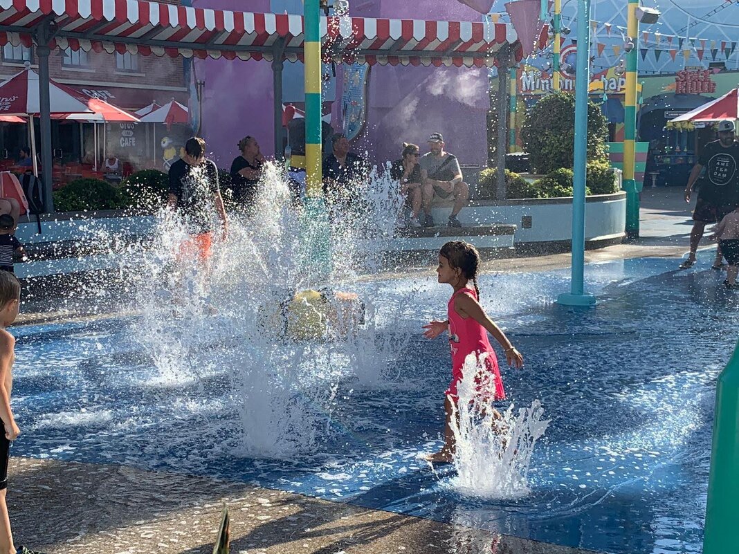 Игра со фонтаном - Светлана Хращевская