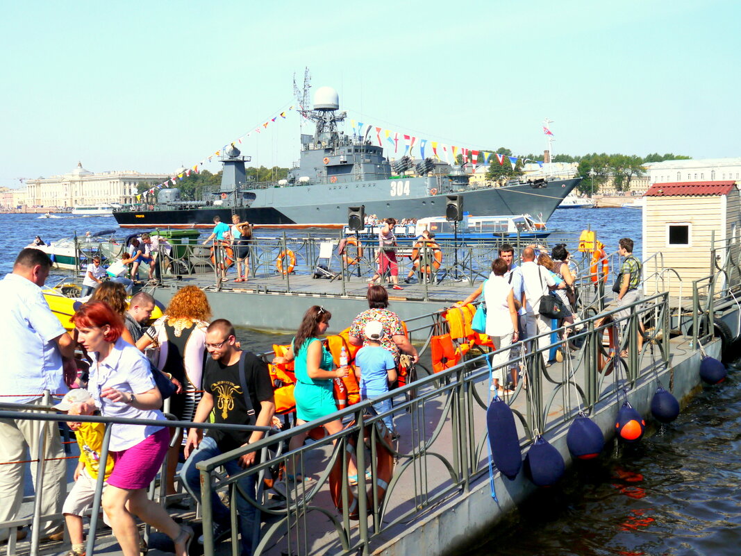 1.ЛЮБИМЫЙ ПРАЗДНИК - Юрий Велицкий