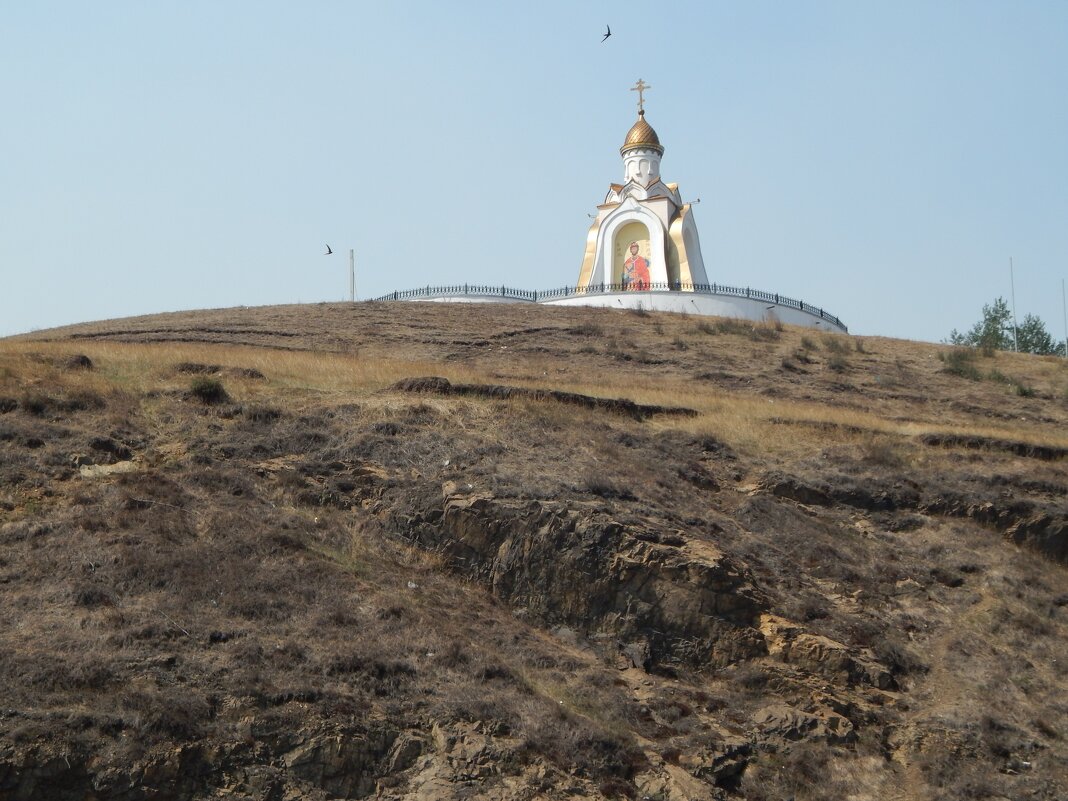 Часовня на «Титовской сопке» - Екатерина Панова Часовня на «Титовской сопке» - Екатерина Панова