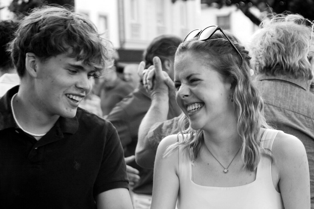 Насмешил - Юрий. Шмаков