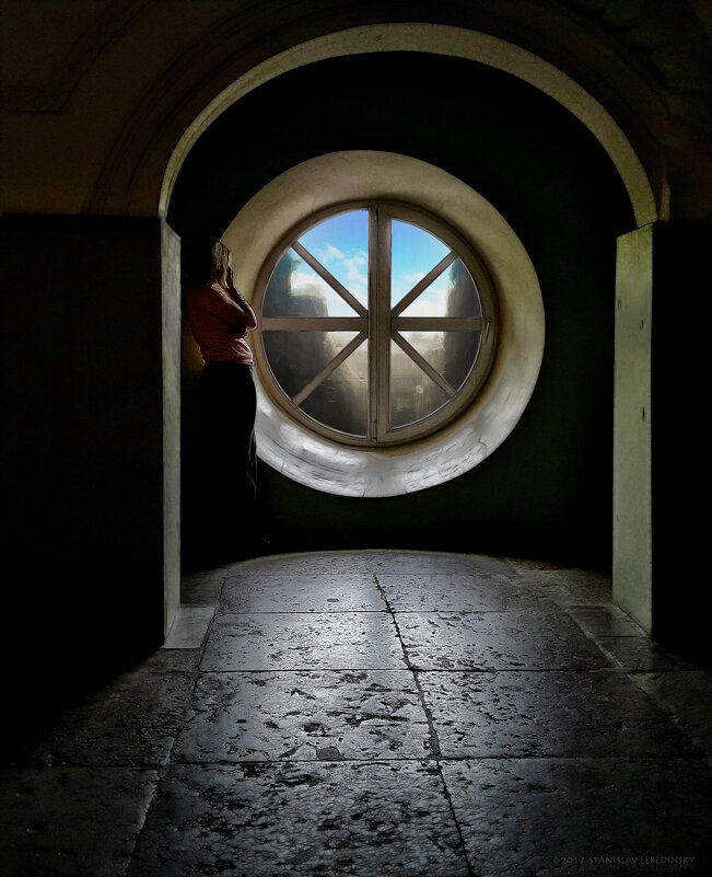 My magic Petersburg_02589 Лестничная площадка в одном из корпусов Герценовского ун-та - Станислав Лебединский