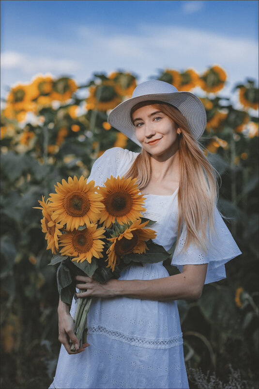 ... - Елена Демидова 