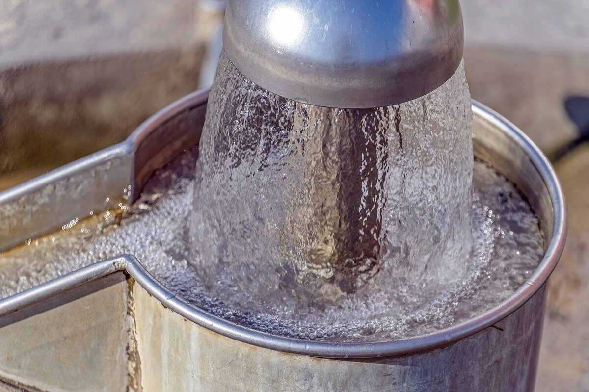 Заморозить воду в жару - Валерий Иванович