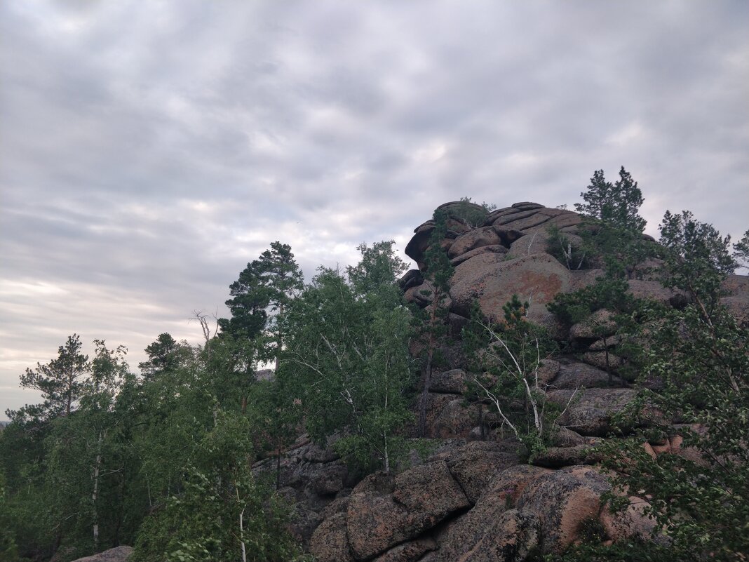 Горы Баяна - Андрей Хлопонин Горы Баяна - Андрей Хлопонин
