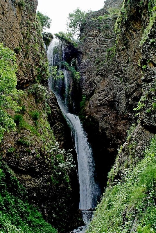 ВОДОПАД, лето. - Виктор Осипчук
