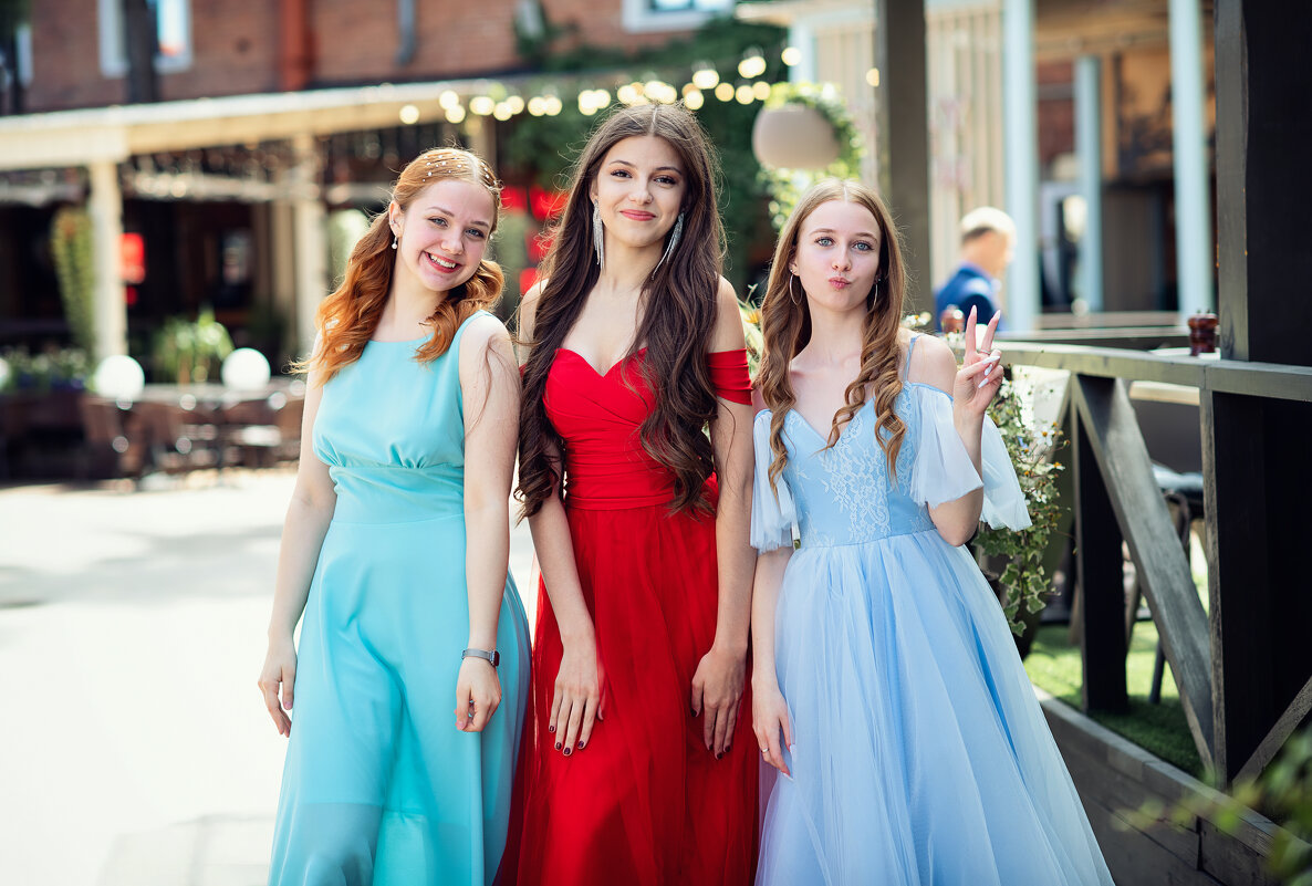 ... - Лилия . ... - Лилия .