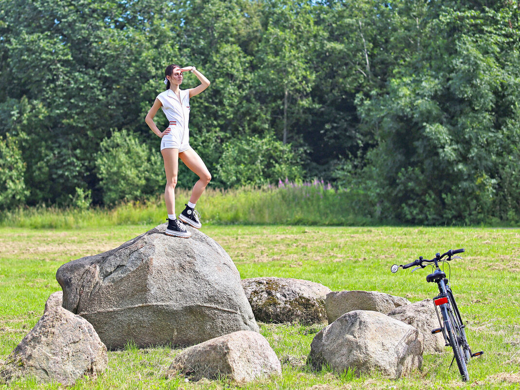 Катание на велосипеде (2) - Игорь Парв Катание на велосипеде (2) - Игорь Парв