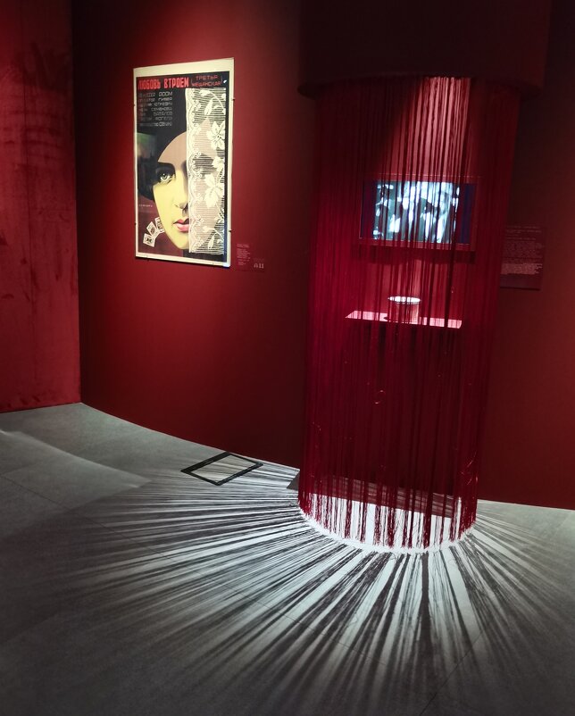 На выставке. Оформление. - Любимова Ольга 