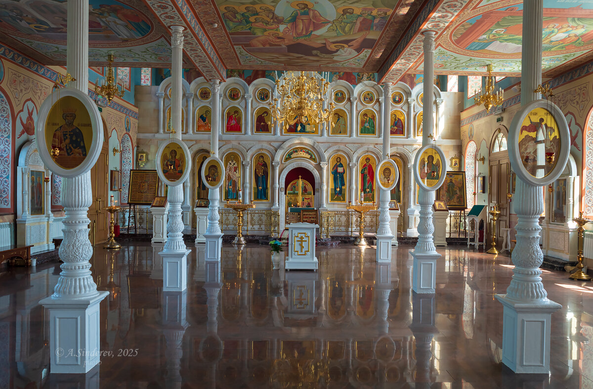 Убранство в церкви Александра Невского - Александр Синдерёв