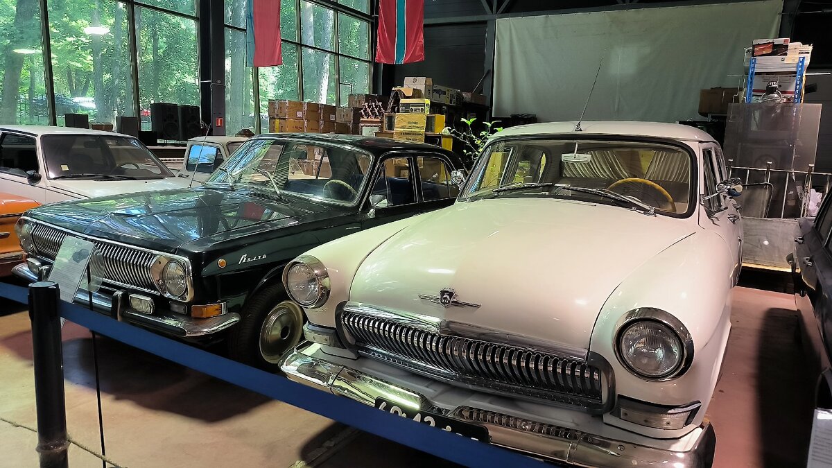 ГАЗ-21 Волга (до 1969 года ГАЗ-М-21) - Ольга 