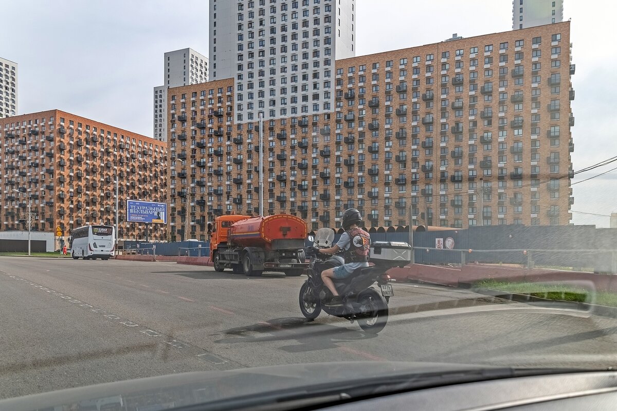 "Ночной волк" на обгоне - Валерий Иванович