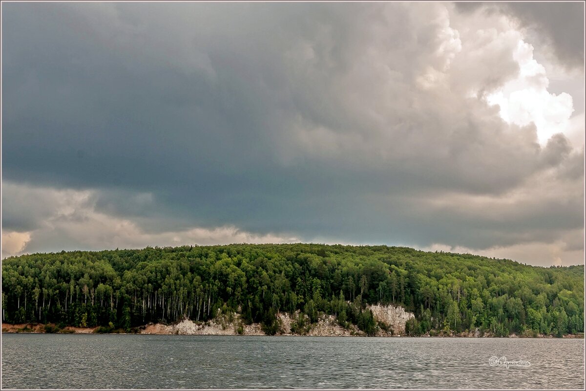 Надвигается гроза - Aquarius - Сергей