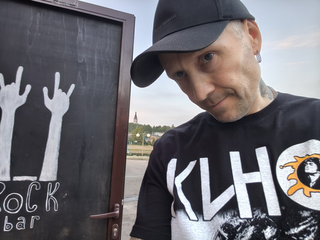 Всё это рок-н-ролл - Денис Бочкарёв