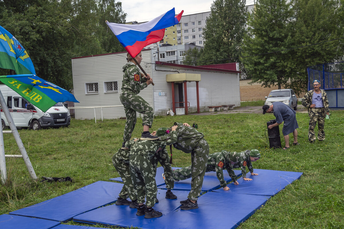 Детский патриотический клуб приветствует спортсменов - Сергей Цветков