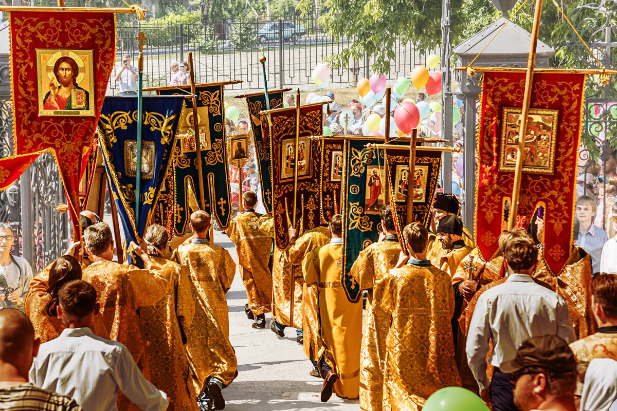 Крестный ход - SanSan 