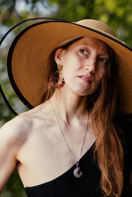 Дама в шляпке - Aleksey Zaikin