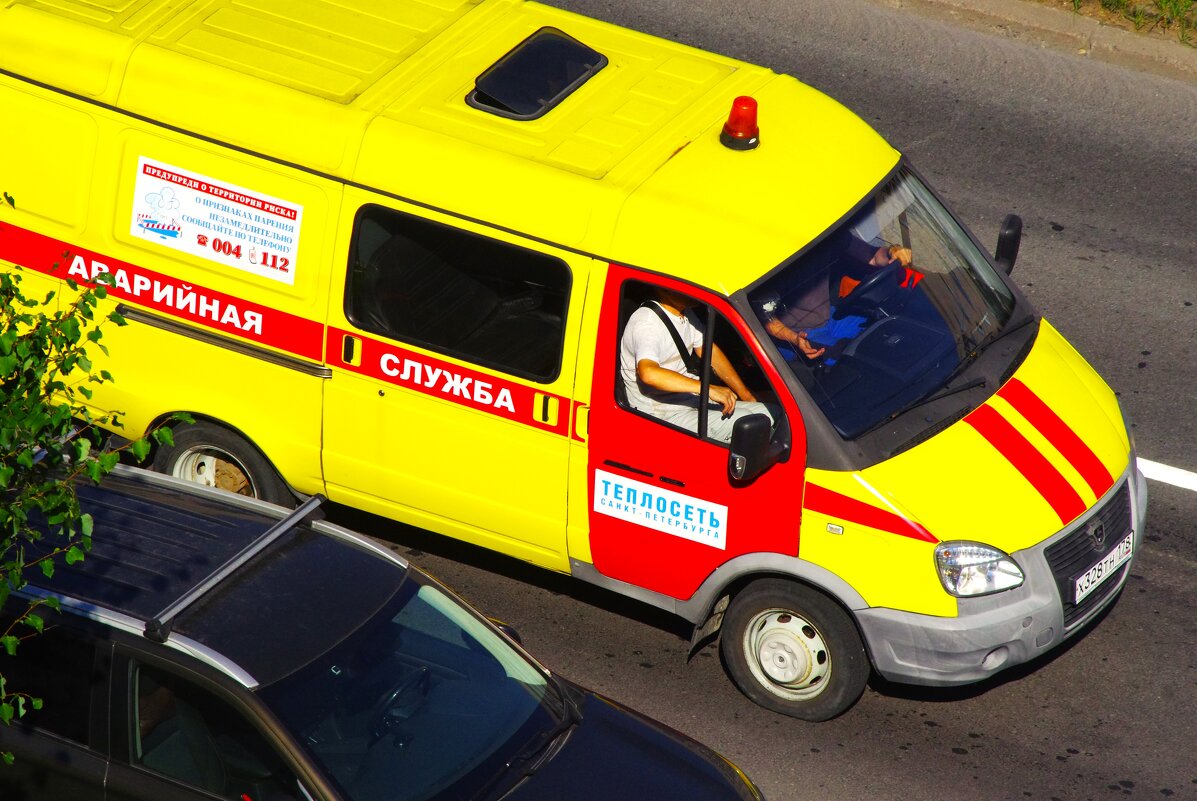 Куда-то спешит "теплосеть" (в +28С) ?.. - Юрий Куликов