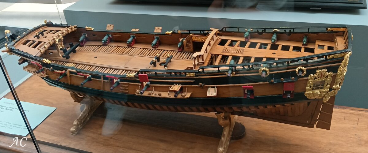 Экспонаты Центрального военно-морского музея. Санкт-Петербург - Любовь Сахарова Экспонаты Центрального военно-морского музея. Санкт-Петербург - Любовь Сахарова