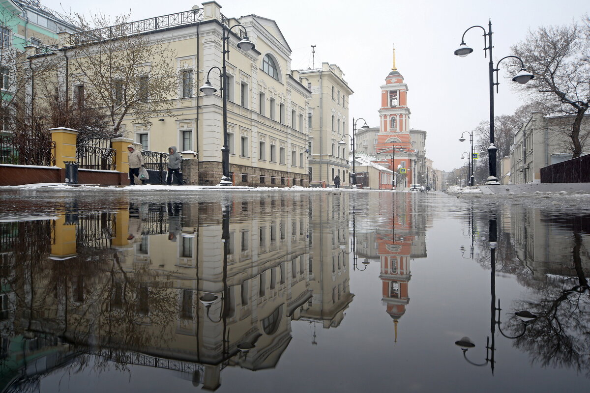 Пятницкая 6 апреля - Михаил Бибичков Пятницкая 6 апреля - Михаил Бибичков