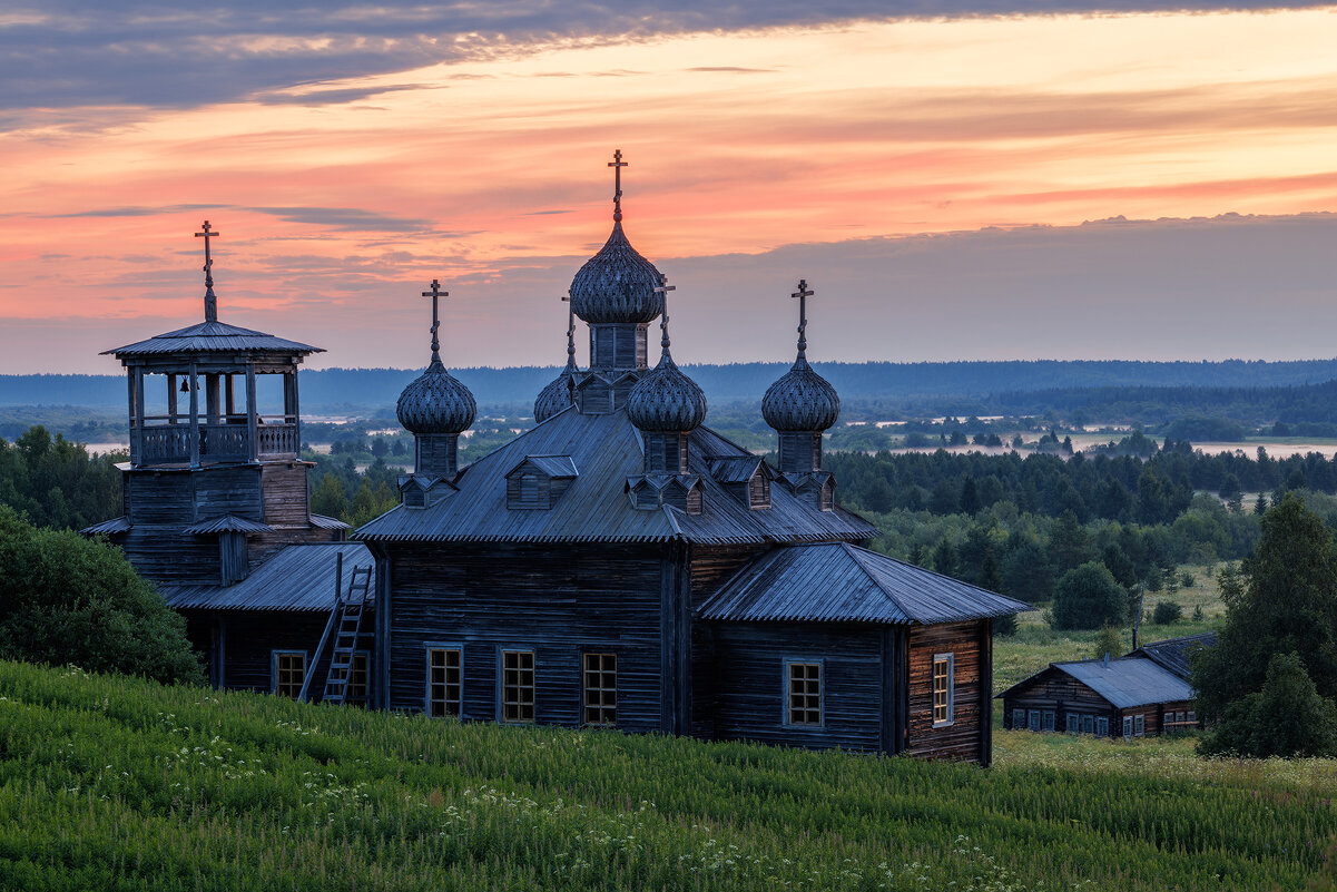 Абрикосовый рассвет в Заозерье - Sergey38 