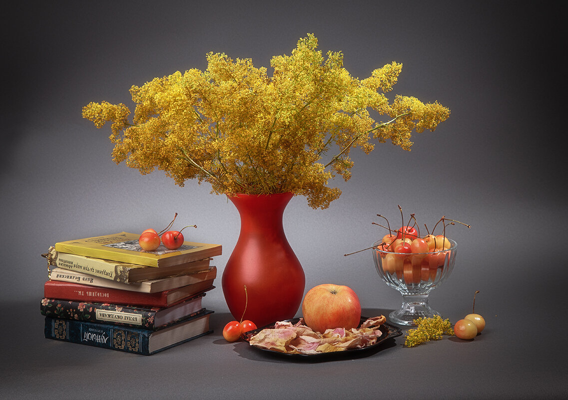 Натюрморт с черешней. - Лилия *