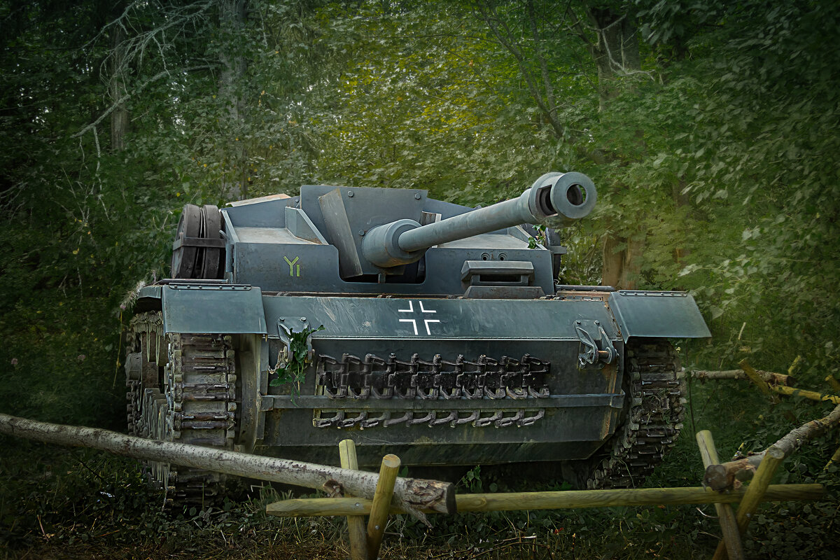 немецкий «StuG» 3 - Виктор Седов немецкий «StuG» 3 - Виктор Седов