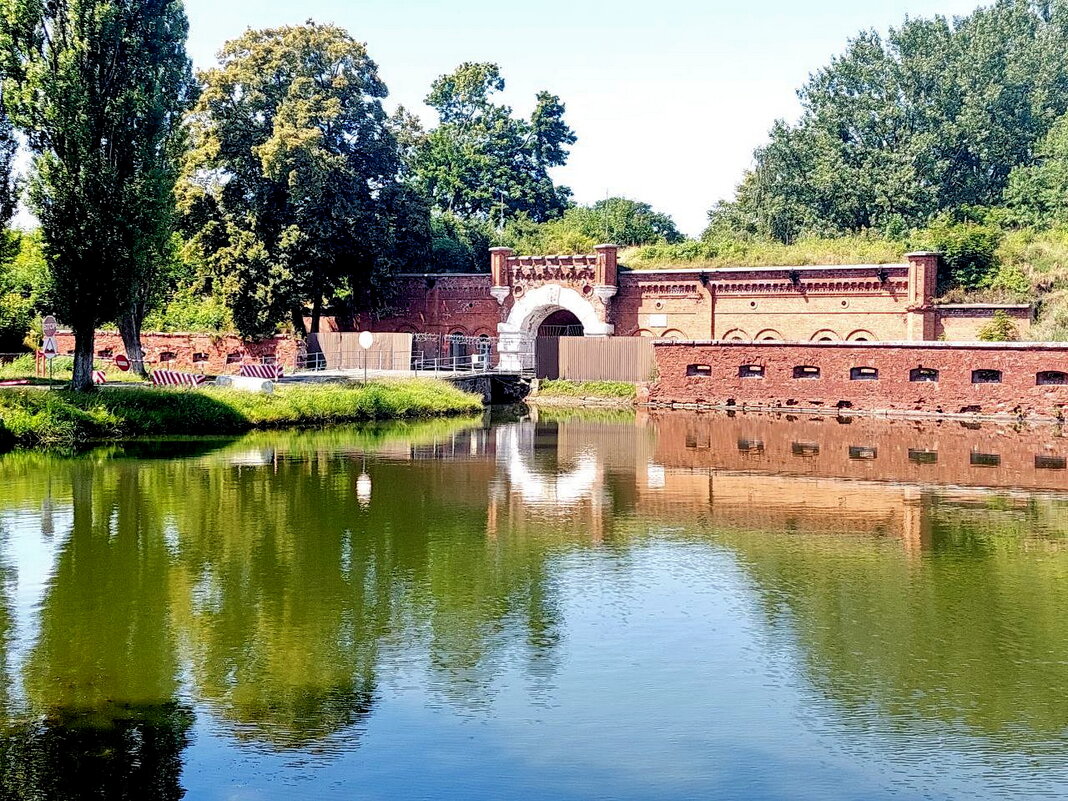 *** - Владимир Захаров