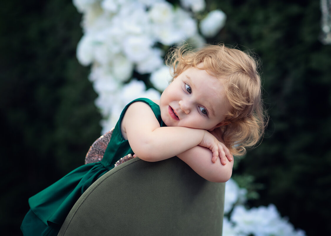 Кристина - Лилия . Кристина - Лилия .