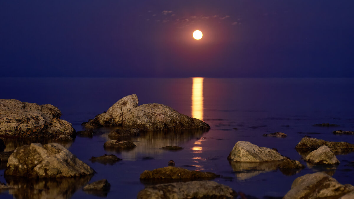 лунная ночь в Крыму - Эдуард Тищенко лунная ночь в Крыму - Эдуард Тищенко