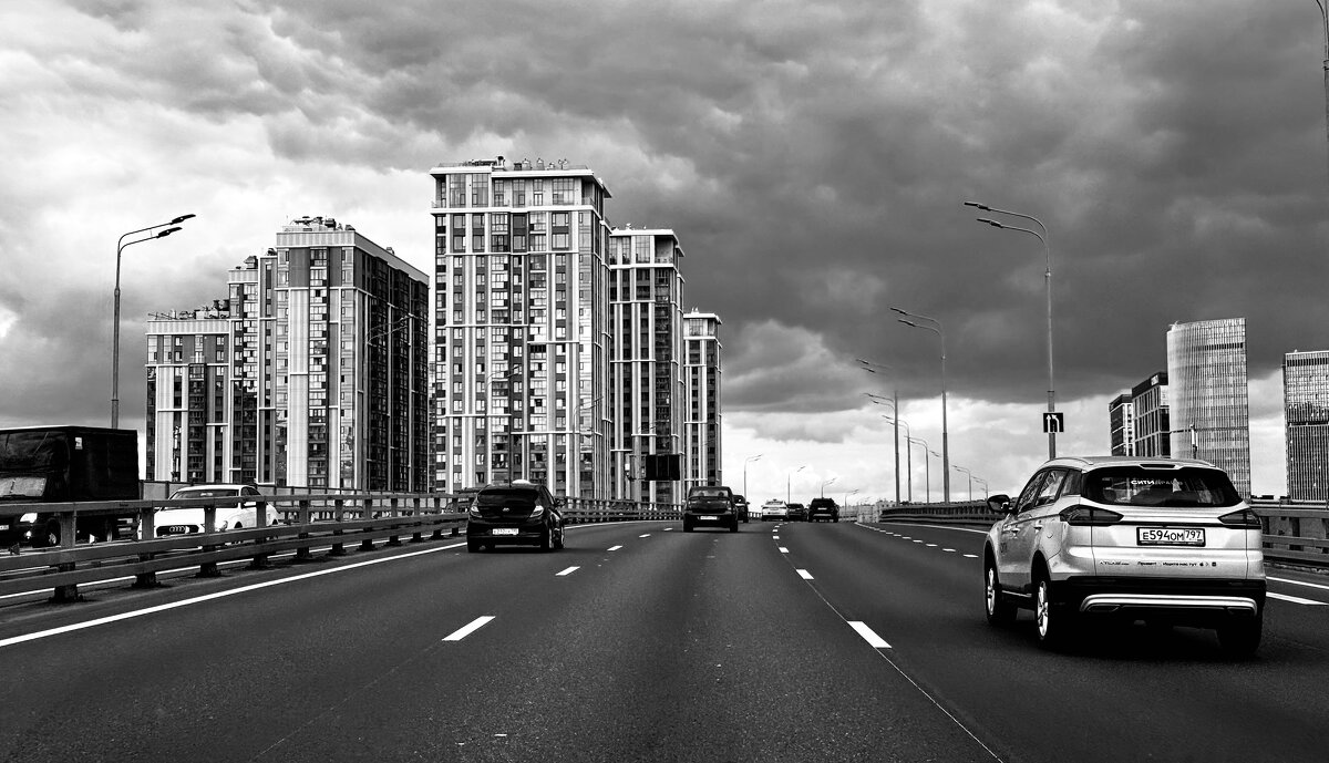 «Сон бетонных стен…» - Арина Невская