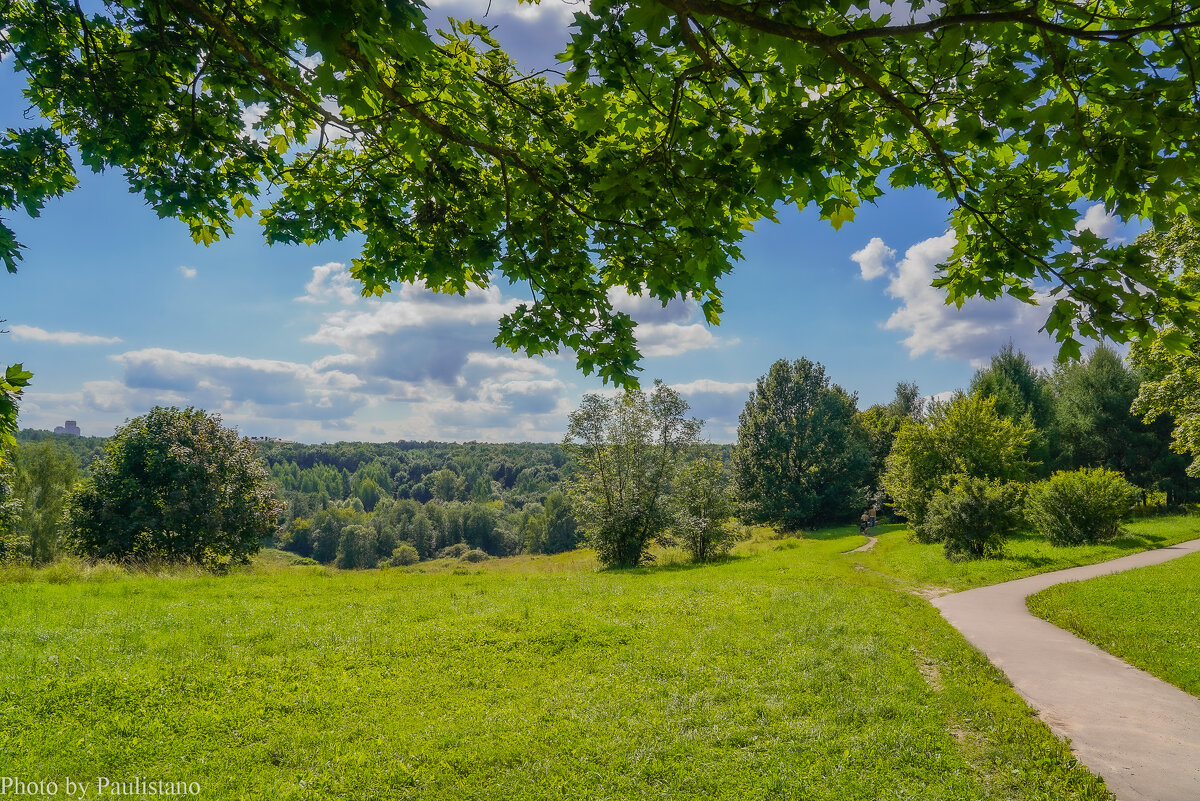 Август в Царицыно... - Владимир Жданов Август в Царицыно... - Владимир Жданов