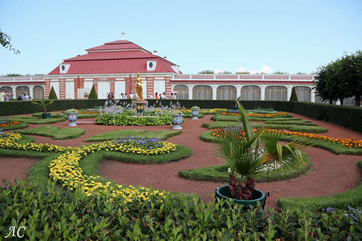 Сад дворца "Монплезир" - Любовь Сахарова Сад дворца "Монплезир" - Любовь Сахарова