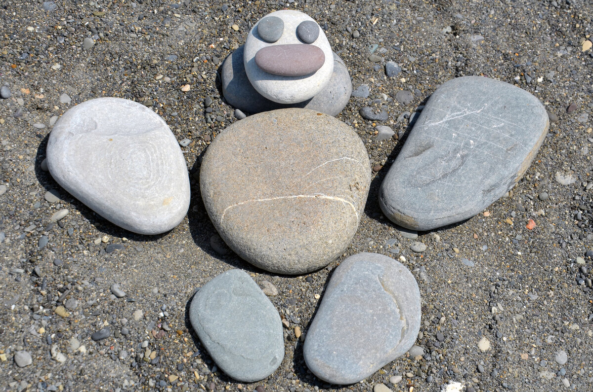 Отдыхающий на море. Портрет в камне - Сергей М Отдыхающий на море. Портрет в камне - Сергей М