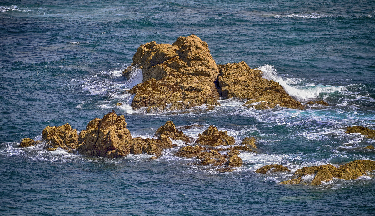 "скалы" - Андроник Александр 