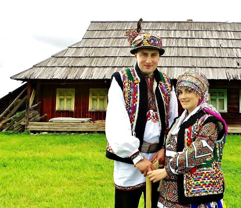 ГУЦУЛЬСЬКІ НАРЕЧЕНІ  - Степан Карачко