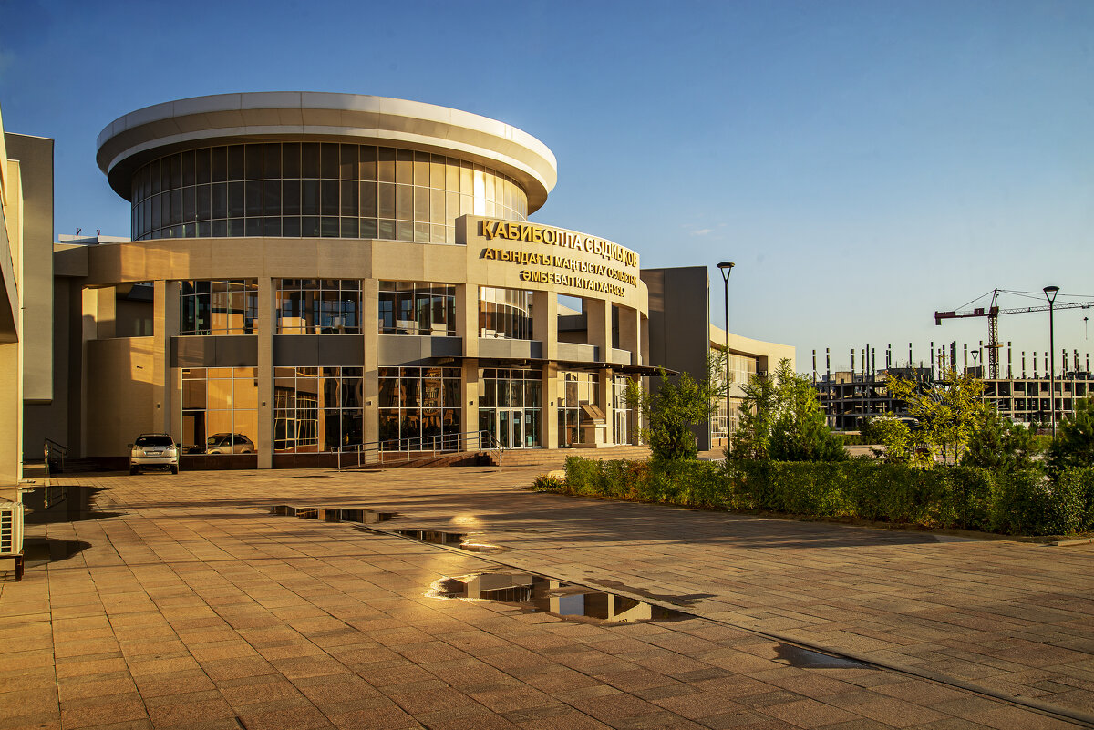 Актау - Анатолий Чикчирный Актау - Анатолий Чикчирный