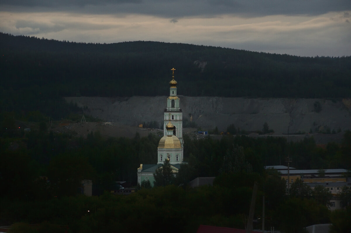 *** - Сергей Сергеев