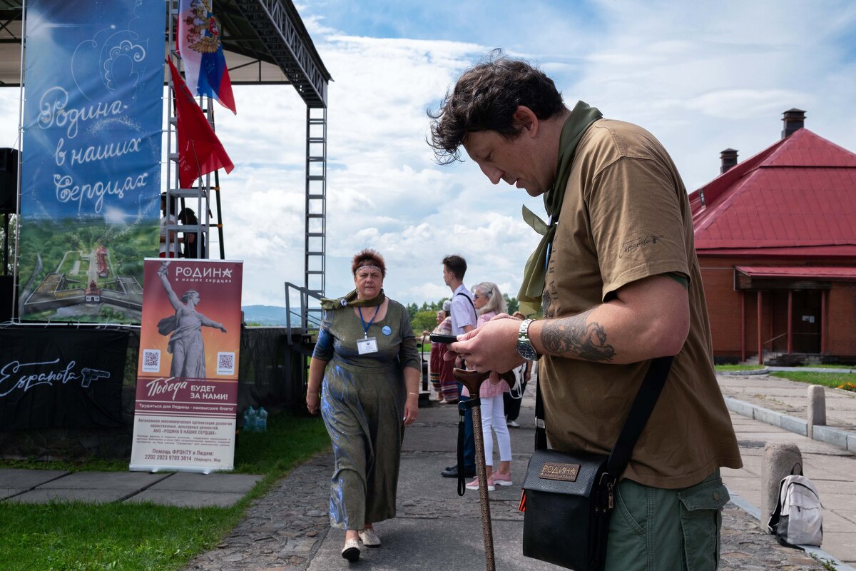 *** - Валерий Михмель 