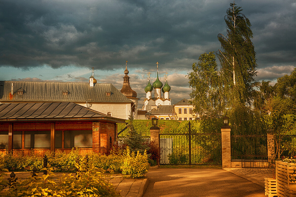 Прогулки по городу. Ростов Великий. - Николай Феофанов